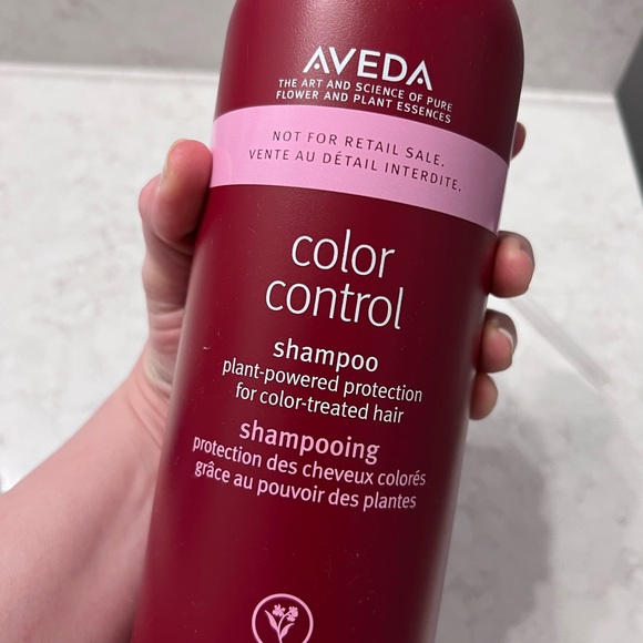 Sold separately. Aveda 1 liter shampoo/conditioner - Picture 2 of 9
